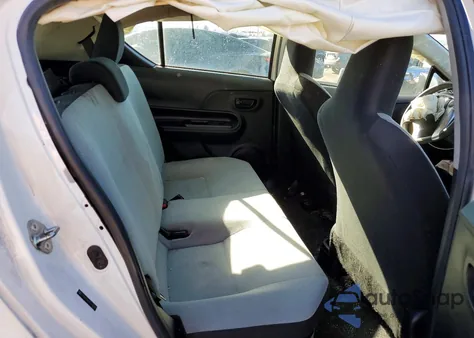 2015 Toyota Prius C from USA, damaged, VIN JTDKDTB30F1108983